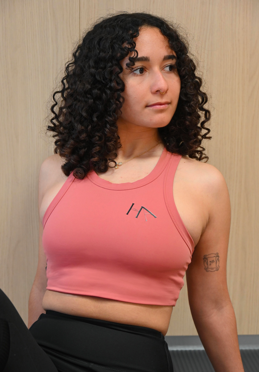 Brassière de sport rose sans armature – maintien fort pour femme Hastya